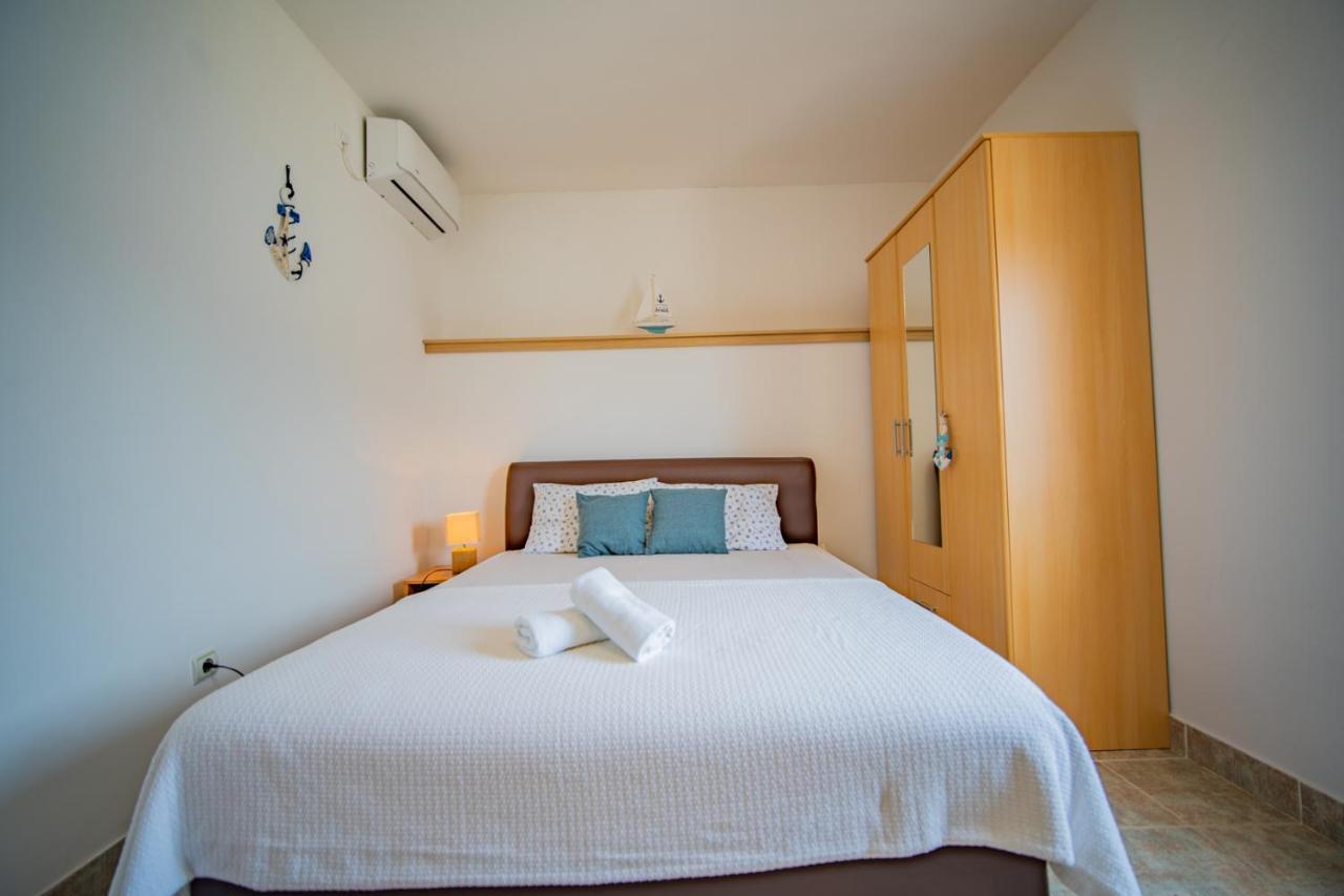 Apartments Novo Mulo Τίβατ Εξωτερικό φωτογραφία