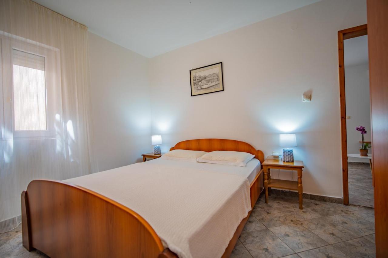 Apartments Novo Mulo Τίβατ Εξωτερικό φωτογραφία