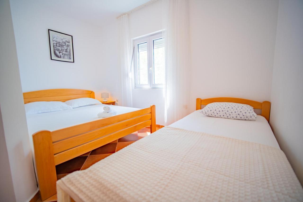 Apartments Novo Mulo Τίβατ Εξωτερικό φωτογραφία