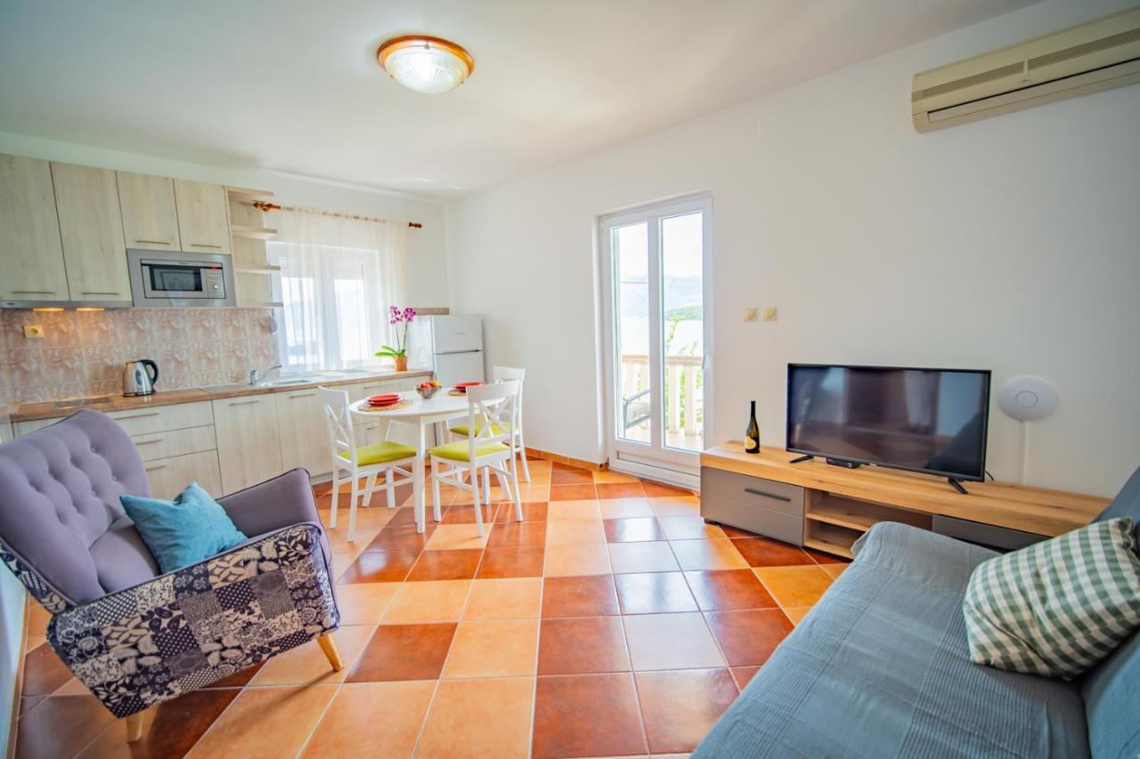 Apartments Novo Mulo Τίβατ Εξωτερικό φωτογραφία