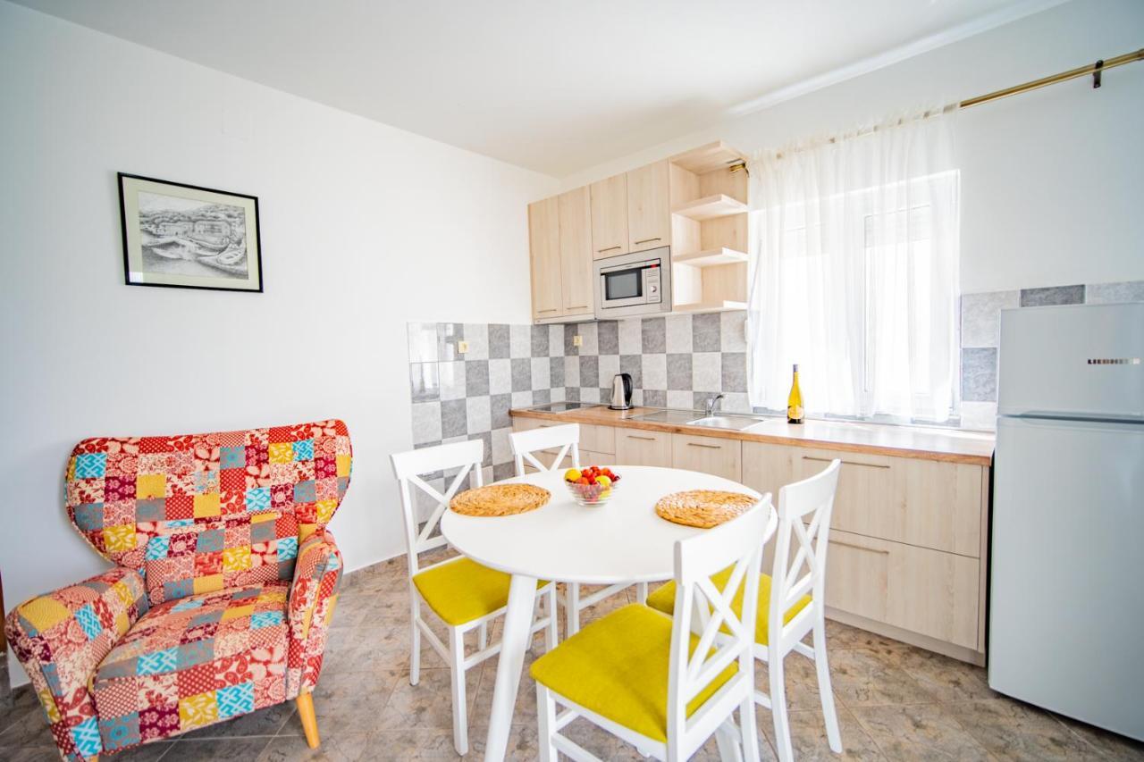 Apartments Novo Mulo Τίβατ Εξωτερικό φωτογραφία